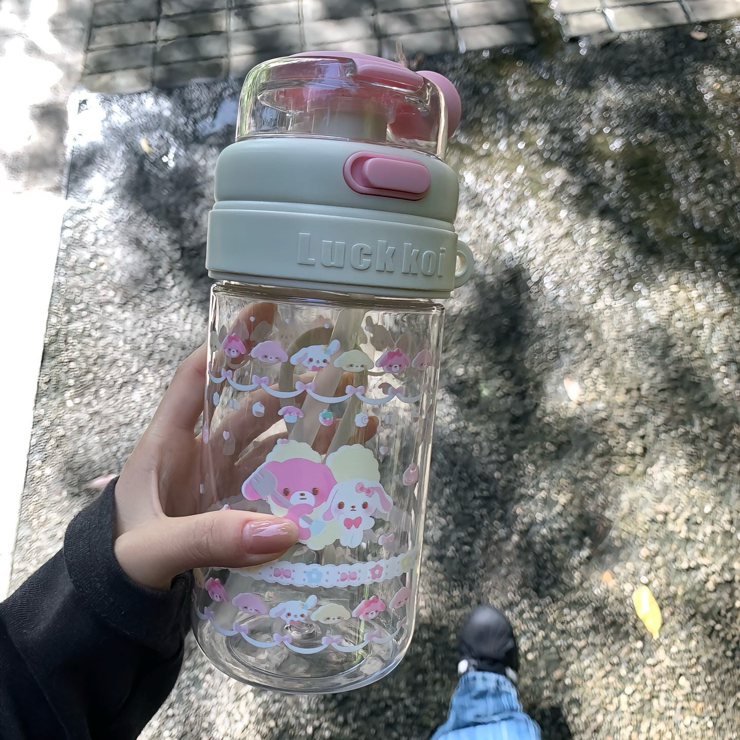 卡通粉色透明塑料杯户外随身水杯便携新款倒置不漏防摔双饮大容量