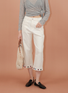 Thingness  白色牛仔七分裤彩色纽扣微宽松款好搭配下装