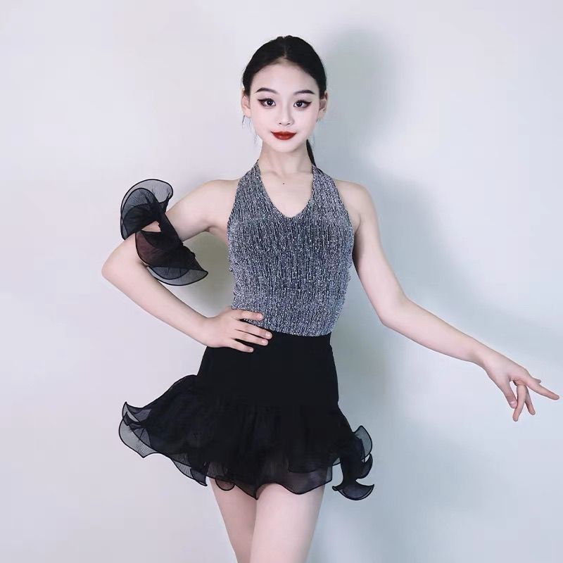 拉丁舞服女童2026新款高级感少儿童练功服超好看舞蹈服装夏季日常