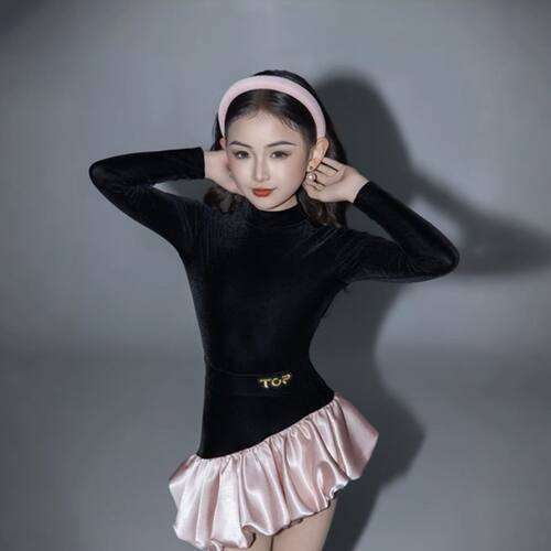 舞服TOP2026女童联名款专业拉丁练习服长袖透气高弹大长腿分体装