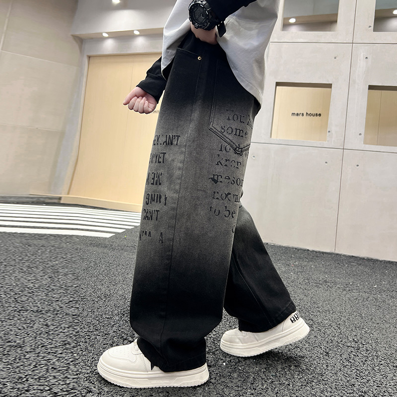男童牛仔裤早秋经典帅气酷风男生耐磨中学生炸街时髦浅蓝色流行