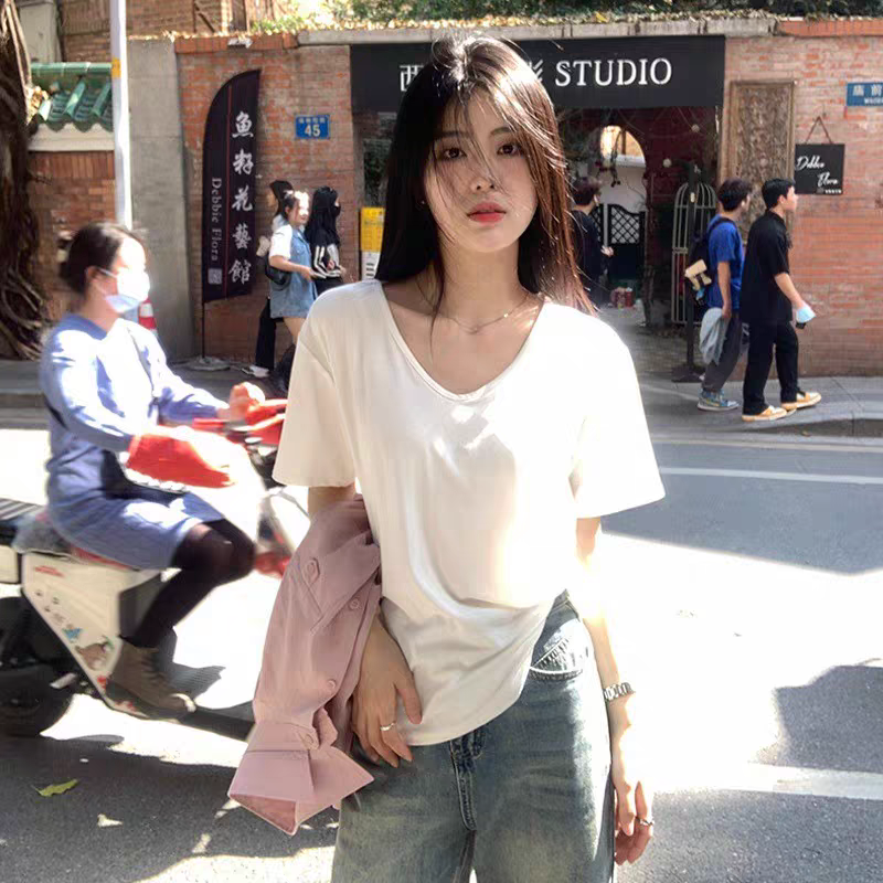 纯色V领正肩气质显瘦百搭短袖女款2025新款流行减龄休闲T恤上衣