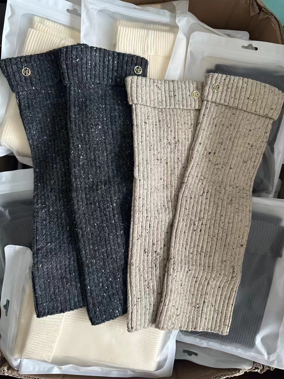 纱点混色粗线挽脚袜套