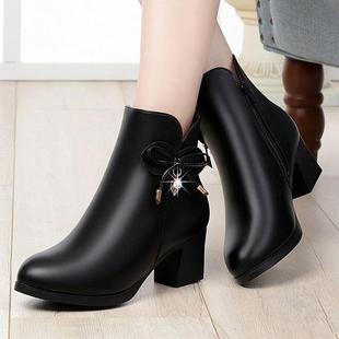 皮短靴女2025秋新款粗跟侧冬拉软链加丁靴季马绒短筒靴保暖小皮靴