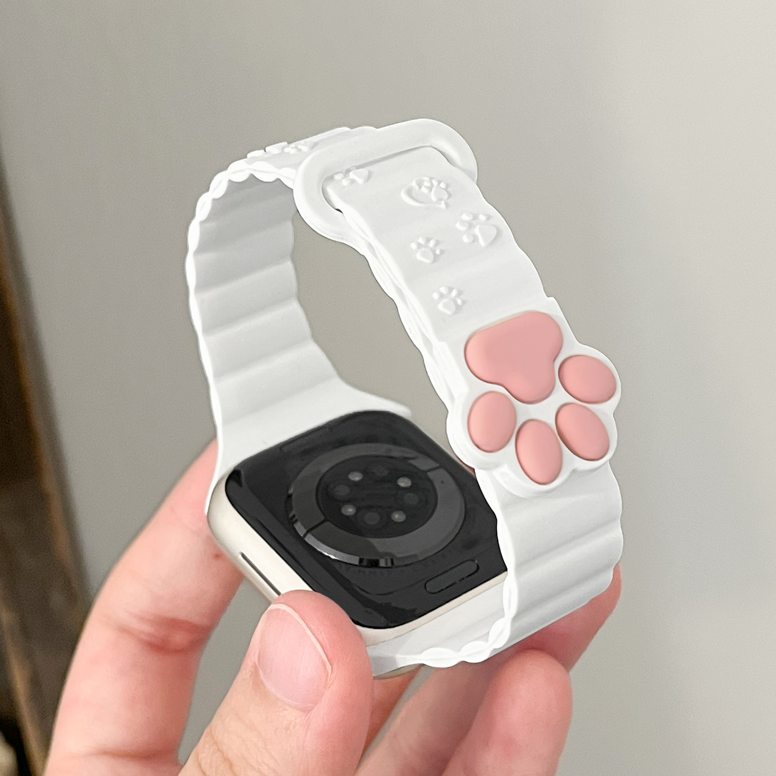 适用applewatch硅胶立体猫爪表带苹果手表S10/9磁吸硅胶表带iwatch可爱狗狗爪子印花8/7/6代腕带SE女夏萌宠