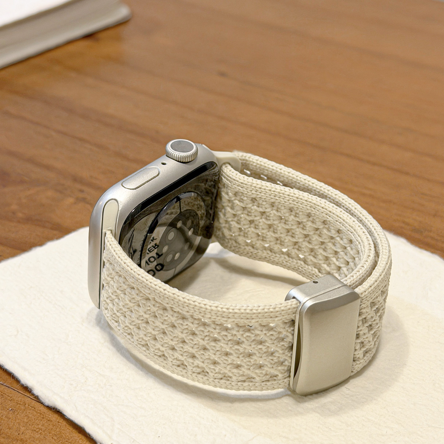 【镂空透气】适用苹果手表S11针织磁吸回环表带applewatchS10/9/8/7/6/SE可调节iwatch尼龙运动ultra腕带男女