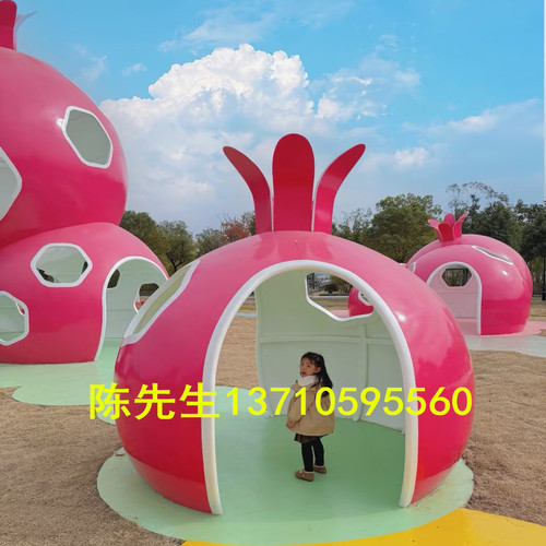 美陈定制大型石榴屋橙子凉亭雕塑
