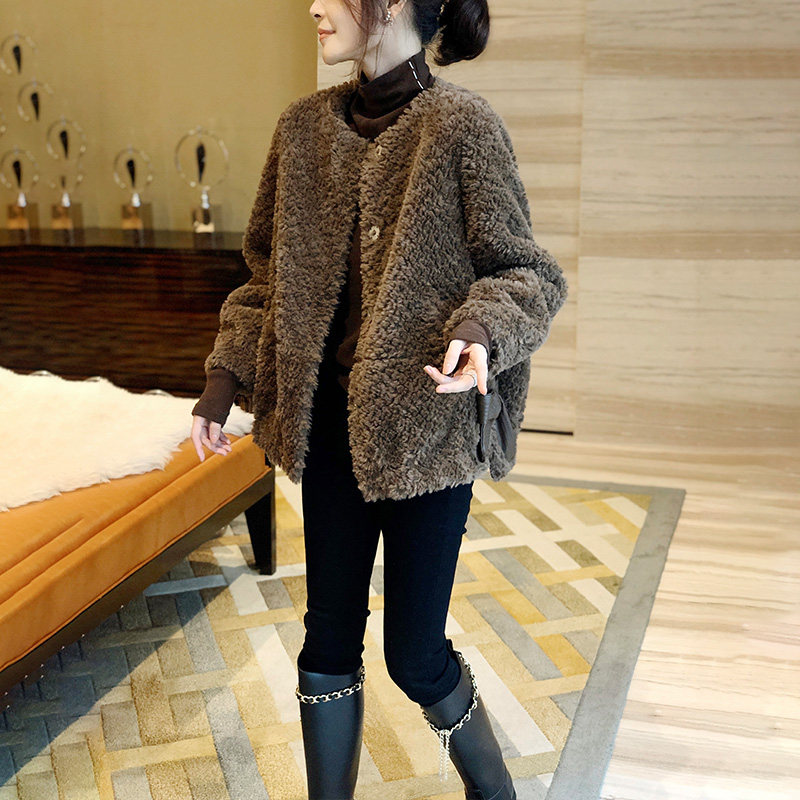 仿羊羔毛绒外套女短小个子宽松加厚毛毛上衣秋冬装2021新款欧洲站