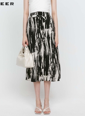 sdeer圣迪奥女装系带高腰印花不规则A字长裙S242Z1136