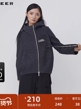 sdeer圣迪奥女装高领连帽字母织带不规则毛呢外套S214Z2209