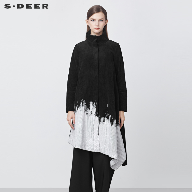 sdeer圣迪奥女装时尚高领设计感撞色印花A字灯芯绒大衣S21481704
