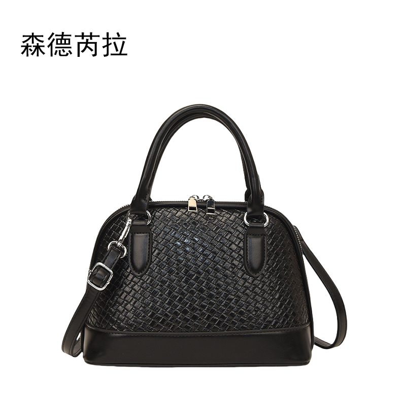 品牌高级感小众设计斜挎包