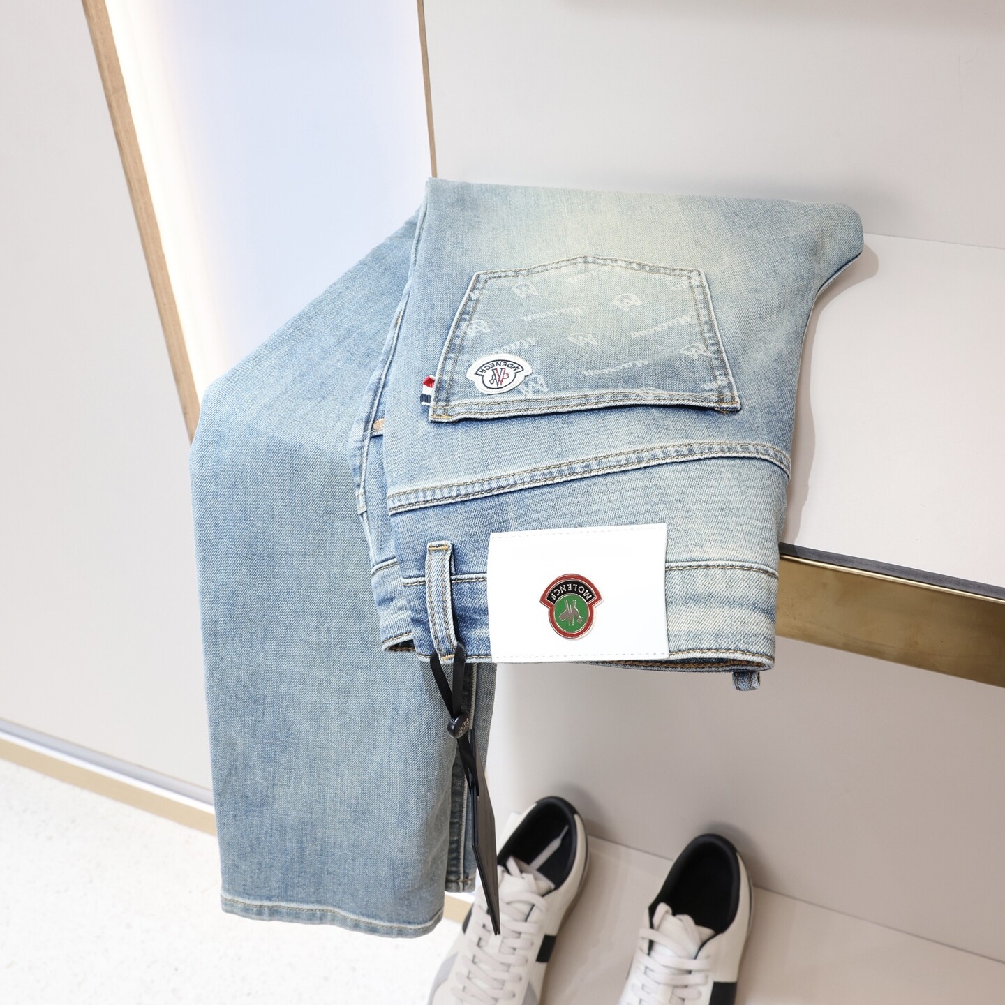 2026新款春夏浅蓝色弹力牛仔裤男士中腰舒适柔软修身小直筒休闲裤