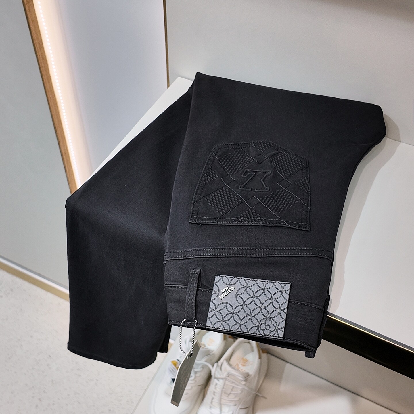 男士春夏深黑灰色弹力牛仔裤2026年新款中腰水洗修身小直筒休闲裤