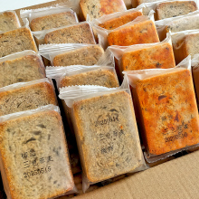 三色藜麦粗粮烤馍片500g亚麻籽全麦早餐椒盐非油炸馒头片零食整箱