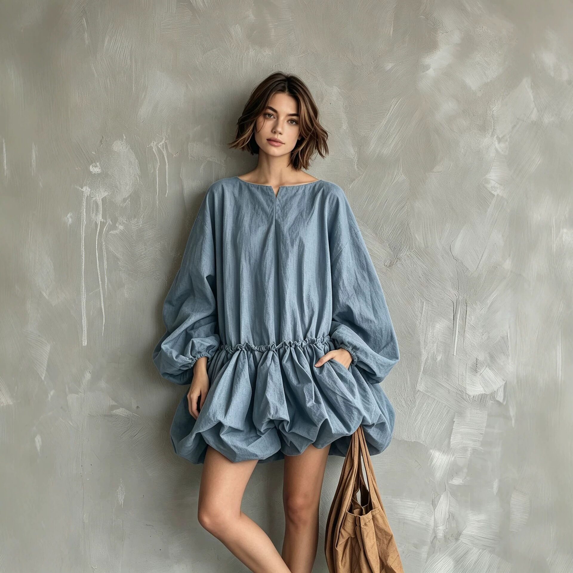 女士休闲纯色圆领泡泡袖连衣裙Ladies' casual solid color dress