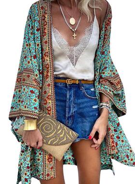 Loose casual long sleeve printed top宽松休闲时尚长袖印花上衣