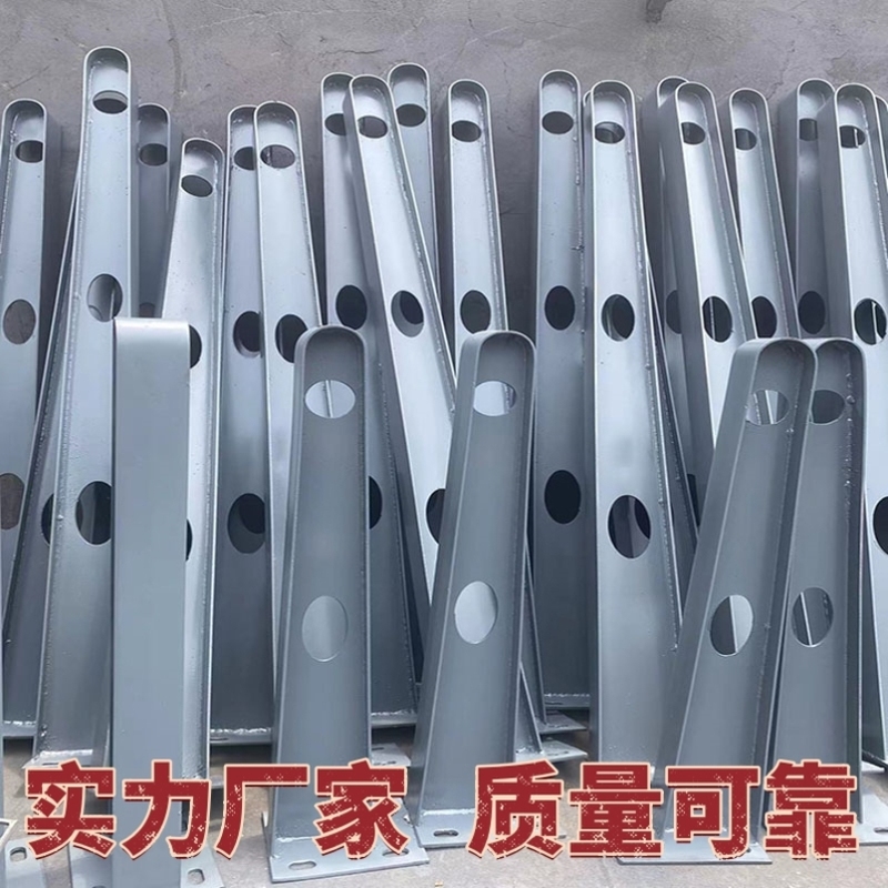 定制 雨棚钢梁 牛腿支架 满焊车棚挑梁 H碳钢幕墙牛腿 玻璃驳接爪