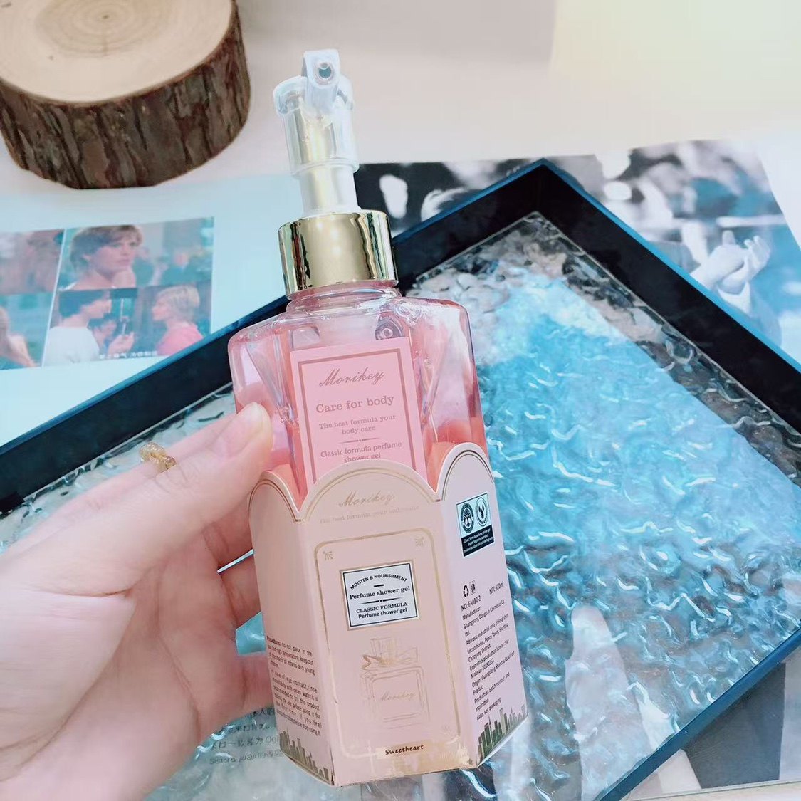 秋冬份撩人与无形的伪体香沐浴露~Morikey滋润香氛沐浴露320ml