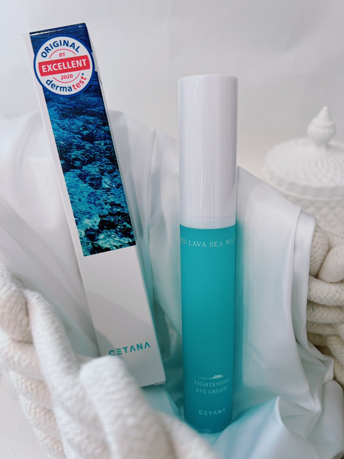 是带按摩棒的眼霜~韩国塞塔娜CETANA海水紧致滋养眼霜15g23年11月