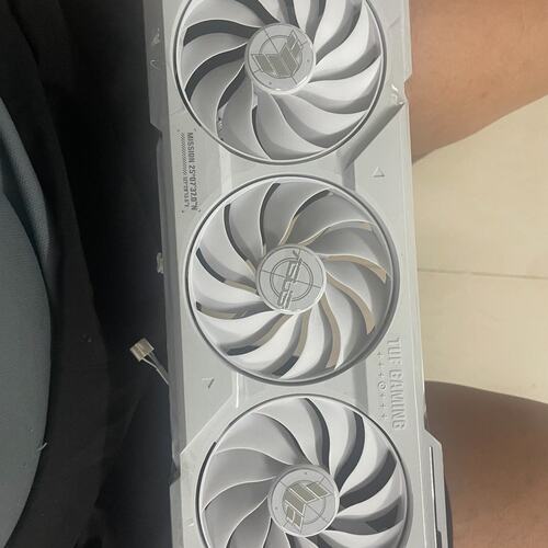议价华硕 TUF RTX4070Ti SUPER 白色显卡外壳+可维修
