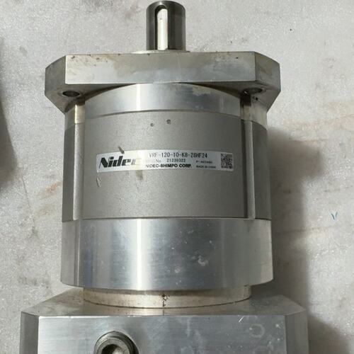 议价新宝减速机VRF-120-10-K8-28HF24一台速可维修