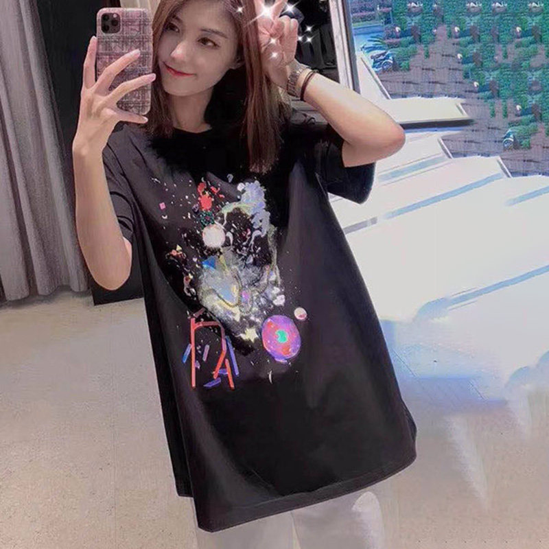 新颖阿玛施正旗舰店官网2020夏新款t恤女装正品百搭星空印花短袖