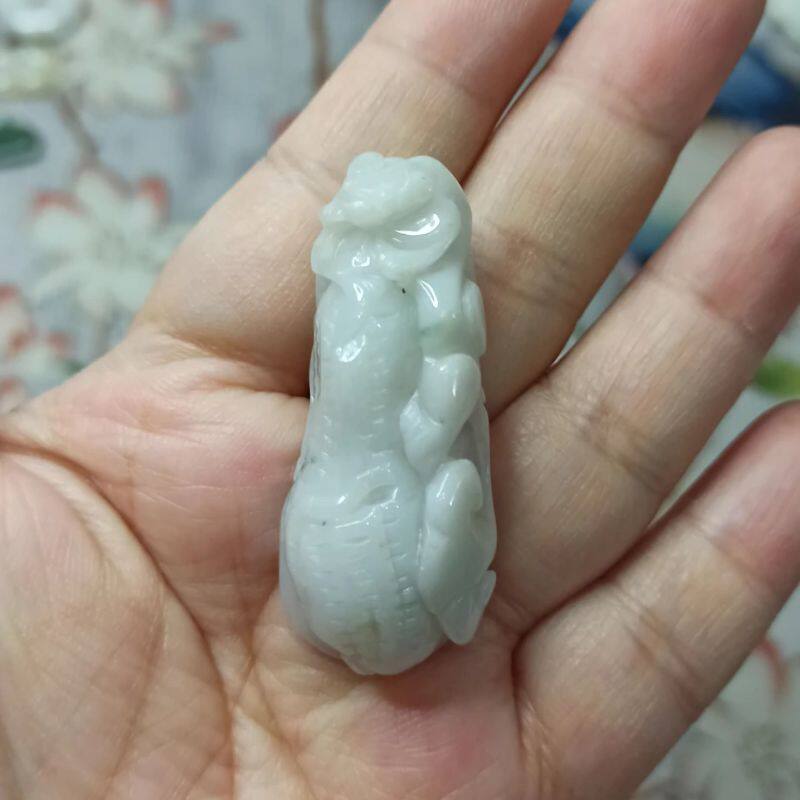 252缅甸天然翡翠吊坠如意福寿貔貅福纹花生卡47X20mm左右48元包邮