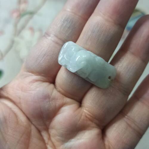 天然翡翠手牌雕刻手排