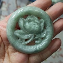 174缅甸天然翡翠吊坠荷花莲花牌子淡绿清爽卡54mm左右满48元包邮