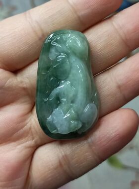 20缅甸天然翡翠貔貅吊坠飘花仿古雕刻件半山水卡40X24mm左右随型