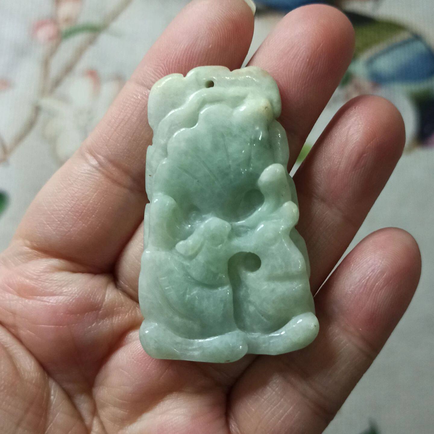 420天然翡翠吊坠飘花荷叶鸳鸯牌如意莲叶牌卡49X29mm左右满48包邮