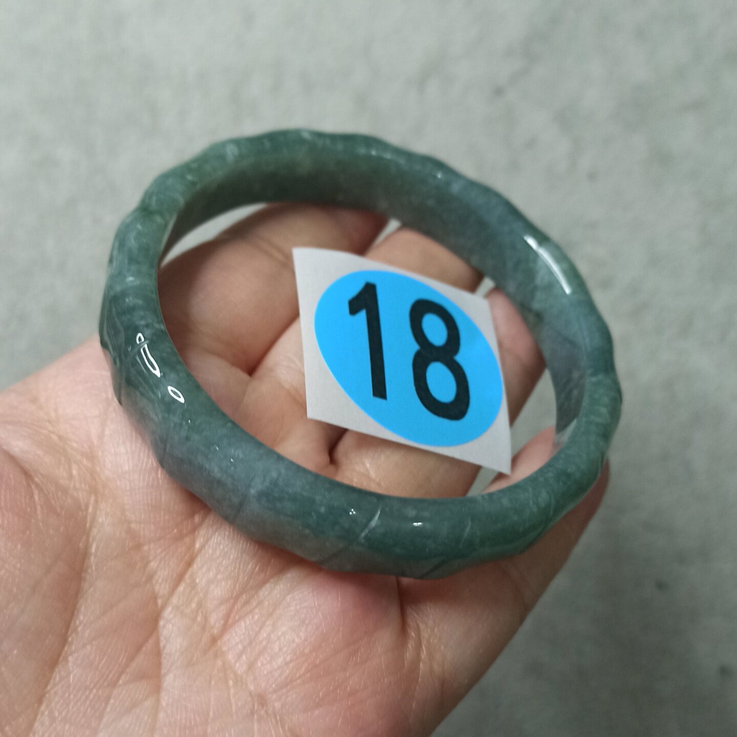 翡翠手镯危料蓝水圈口卡60mm
