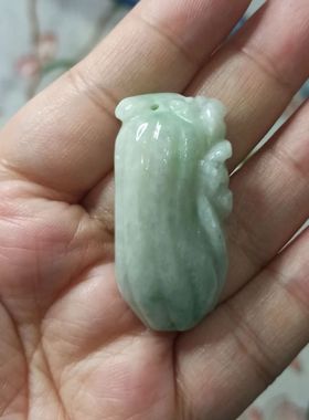 239缅甸天然翡翠吊坠如意福寿蝙蝠福纹花生卡42X20mm左右48元包邮