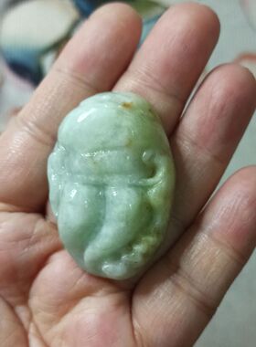 254缅甸天然翡翠飘花吊坠雕刻件手把件佛手人参人生如意卡42X29mm