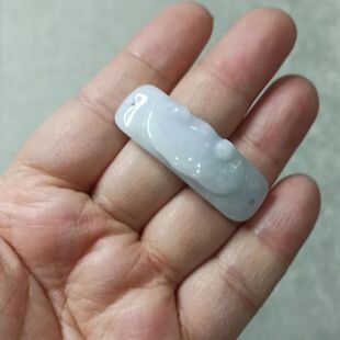 281缅甸天然翡翠手牌手排双孔雕刻如意卡39X13mm左右满48元包邮