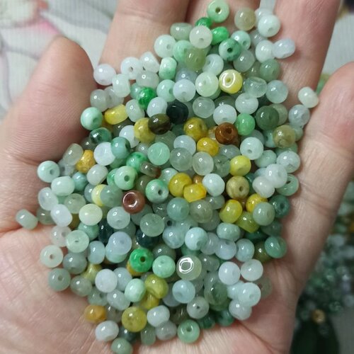 缅甸翡翠算盘珠三彩卡5X2.5mm