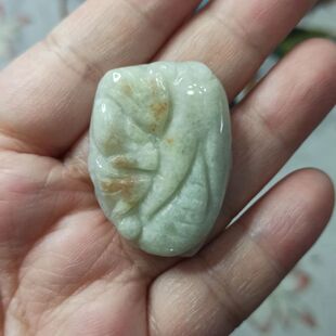 83缅甸天然翡翠吊坠雕刻件蝙蝠如意玉米特色卡37X27mm满48元包邮