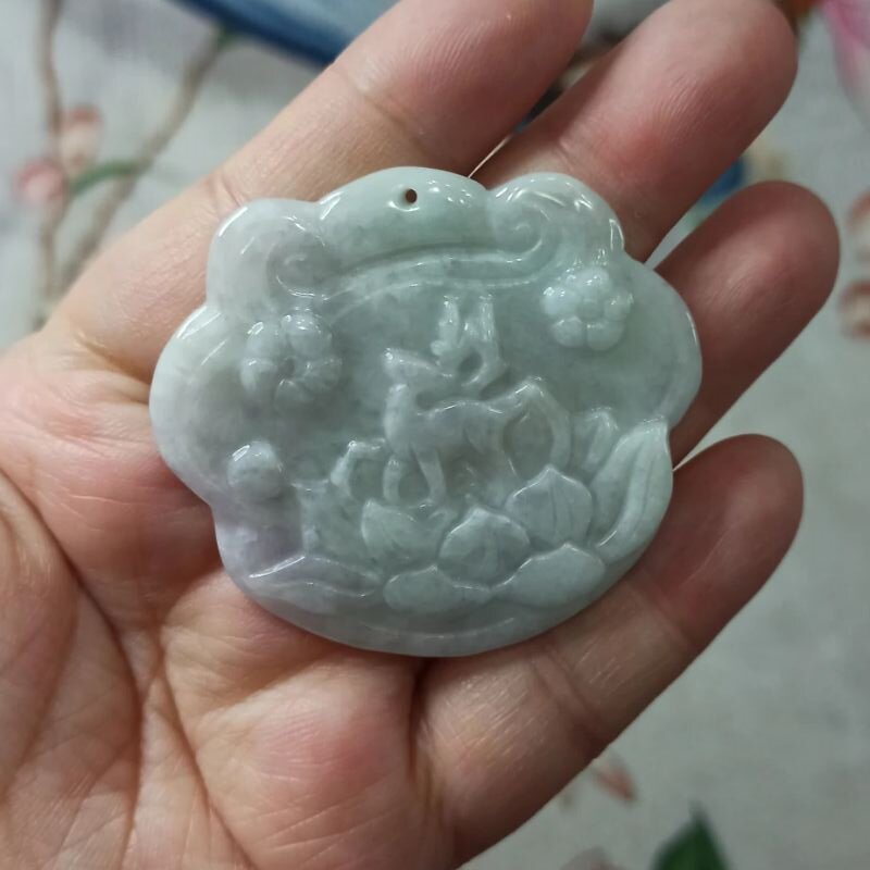 219缅甸天然翡翠吊坠山水鹿牌梅花鹿锁牌卡50X45mm左右满48元包邮