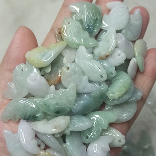 65緬甸天然翡翠吊墜小魚提溜年年有余卡25X14mm左右滿48元 包郵