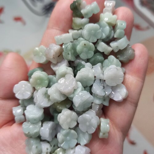 天然翡翠小花五瓣花通孔花
