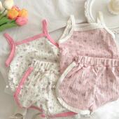 婴儿可爱薄款 套装 碎花衣服两件套 甜美公主吊带上衣短裤 女宝宝夏季