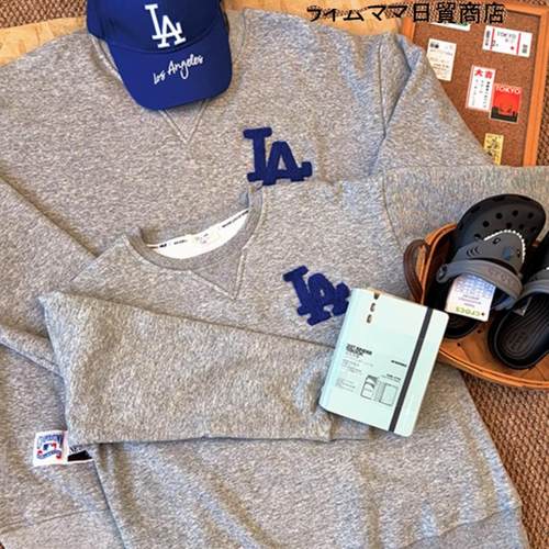 2025新款高端大牌亲子装又酷又飒的一家三口卫衣不一样的亲子装冬