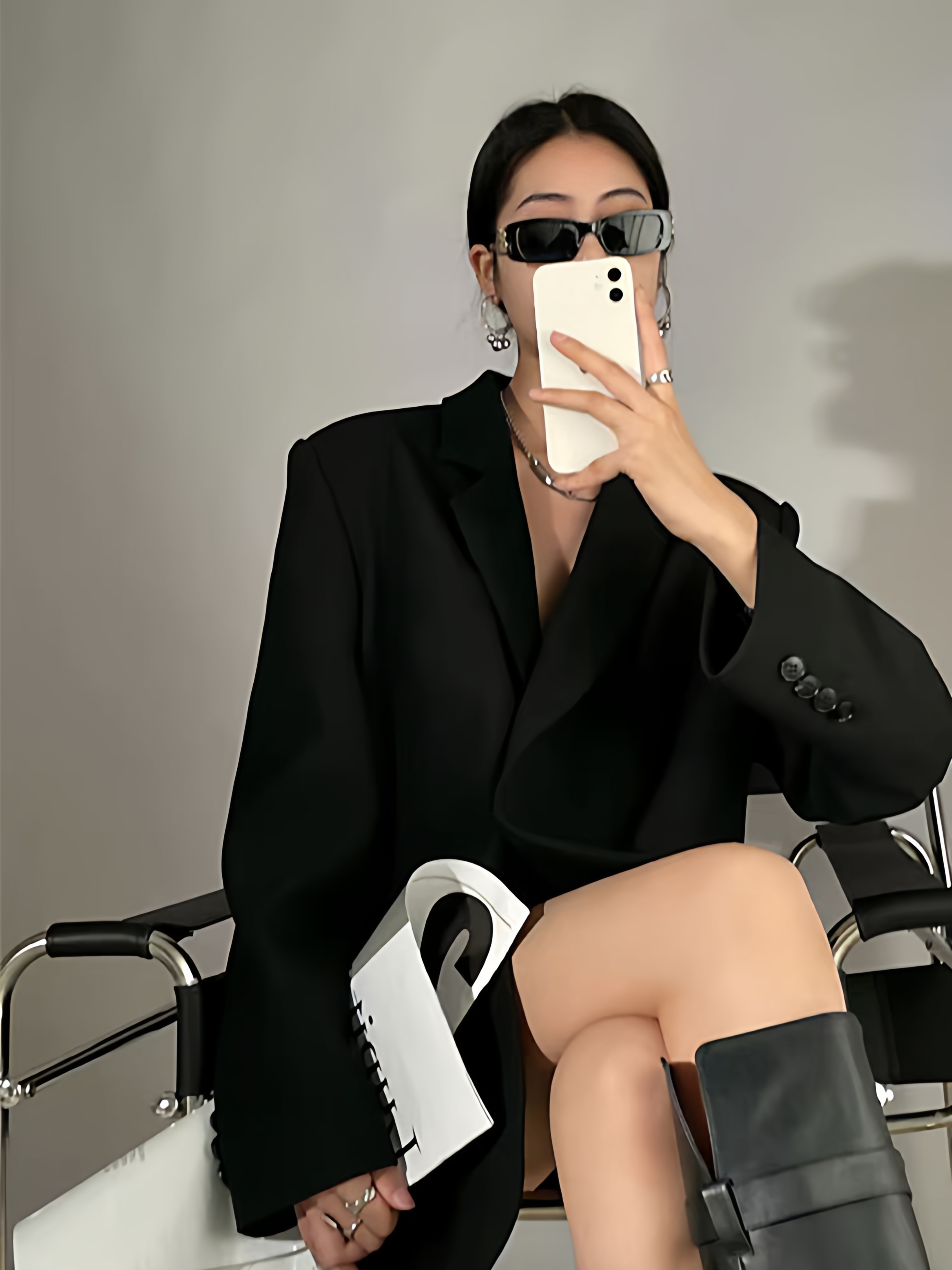 黑色收腰西装外套一粒扣原创小众西服上衣宽松休闲百搭高级感大衣