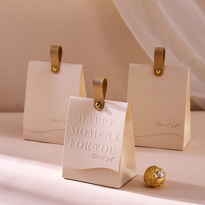 欧式风格清新白色大容量喜糖盒