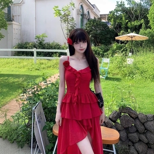 新款 红色不规则连衣裙女2025夏季 设计感小众雪纺吊带长裙海边度假