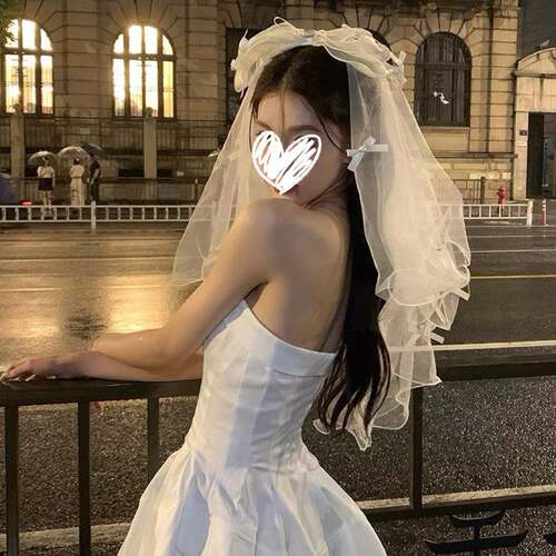 VampireBrideHalloweenBridal