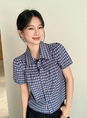 Fashionable blue checkered short sleeved top蓝色格子衬衫