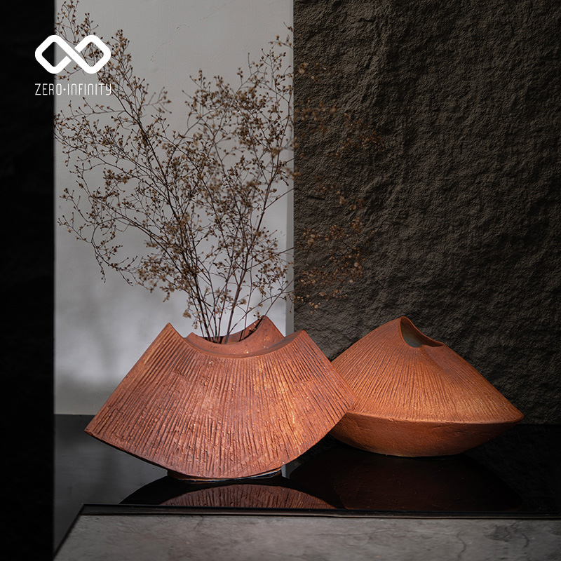 侘寂风陶瓷山影花器新中式家居软装氛围感装饰客厅玄关酒柜高级感