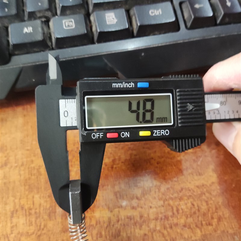 303云石机碳刷装机款电动工具配件电刷切割机碳刷5*11*17弹簧碳刷